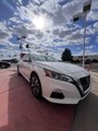 Used 2022 Nissan Altima 2.5 SV w/ SV Premium Package image 3