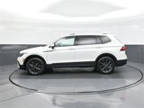 Certified 2022 Volkswagen Tiguan SE image 4