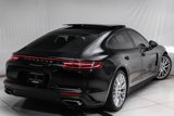 Used 2018 Porsche Panamera 4 image 3