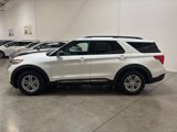 Used 2021 Ford Explorer XLT w/ Equipment Group 202A image 2