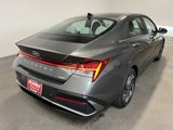 Used 2024 Hyundai Elantra Limited image 3