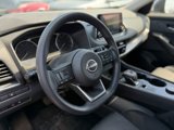 Used 2024 Nissan Rogue SV image 3