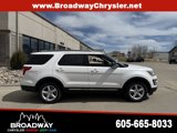 Used 2017 Ford Explorer XLT w/ Equipment Group 202A image 4