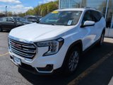 Used 2023 GMC Terrain SLT image 2