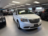Used 2014 Chrysler Town & Country Touring image 3
