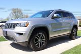 Used 2017 Jeep Grand Cherokee Limited image 4