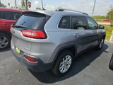Used 2018 Jeep Cherokee Latitude Plus image 3
