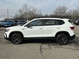 Certified 2022 Volkswagen Taos S image 2
