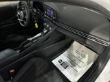 Used 2021 Hyundai Elantra SE w/ Cargo Package image 3