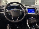 Used 2020 Ford Edge Titanium image 5