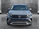 Used 2022 Volkswagen Taos SE image 2