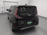 Used 2023 Kia Soul LX w/ LX Technology Package image 6