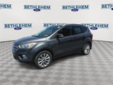 Used 2017 Ford Escape Titanium image 4