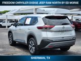 Used 2023 Nissan Rogue SV image 3