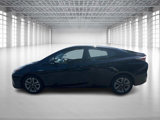Used 2017 Toyota Prius Four Touring image 2