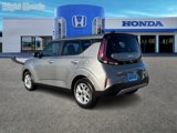 Used 2023 Kia Soul LX w/ LX Technology Package image 4
