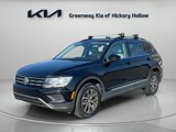 Used 2020 Volkswagen Tiguan SE w/ Panoramic Sunroof Package image 3