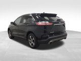 Used 2020 Ford Edge Titanium image 3