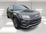 Used 2019 Ford Explorer Platinum image 3