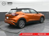 Used 2022 Nissan Kicks SV image 2