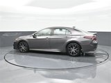 Used 2023 Toyota Camry SE image 5