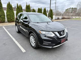 Used 2017 Nissan Rogue S image 3