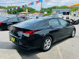 Used 2022 Hyundai Elantra SE image 5