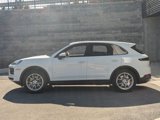 Used 2025 Porsche Cayenne image 2