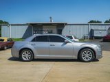 Used 2015 Chrysler 300 Limited w/ Driver Convenience Group image 3
