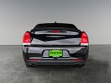 Used 2016 Chrysler 300 C image 5