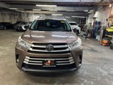 Used 2017 Toyota Highlander XLE image 2