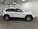 Used 2015 Jeep Cherokee Latitude w/ Cold Weather Group image 2