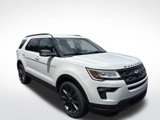 Used 2018 Ford Explorer XLT w/ Equipment Group 202A image 3