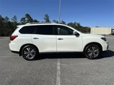Used 2020 Nissan Pathfinder SV image 3
