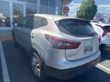 Used 2022 Nissan Rogue Sport S image 2