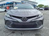Used 2018 Toyota Camry L image 2
