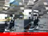 Used 2019 GMC Yukon XL SLT image 2