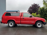 Used 2000 Chevrolet S10 Pickup 2WD Regular Cab image 2