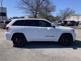Used 2021 Jeep Grand Cherokee Laredo X image 2