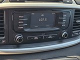 Used 2018 Kia Sorento L image 4