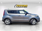 Used 2016 Kia Soul + image 4