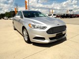 Used 2015 Ford Fusion SE image 4