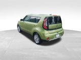 Used 2017 Kia Soul + image 4