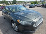 Used 2015 Ford Fusion SE image 2