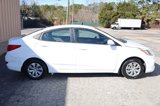 Used 2017 Hyundai Accent SE image 3
