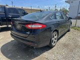 Used 2015 Ford Fusion SE image 2