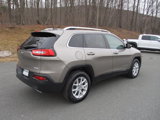 Used 2017 Jeep Cherokee Latitude w/ Comfort/Convenience Group image 5