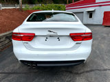 Used 2018 Jaguar XE Premium image 4