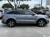 Used 2022 Kia Sorento EX w/ Panoramic Sunroof Package image 3