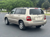 Used 2004 Toyota Highlander 2WD w/ Quick-Order Pkg image 4